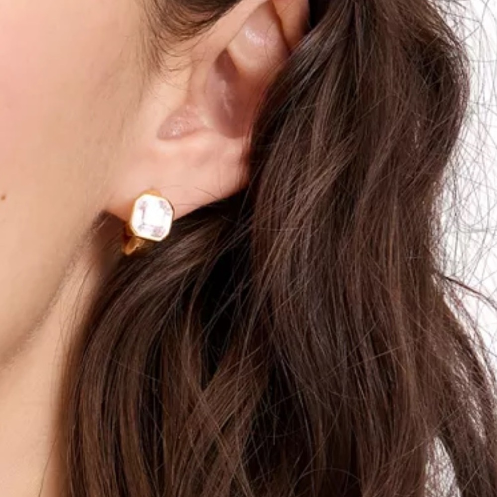 $58 Kate Spade Keep Sparkling Asscher Huggie Earrings - Picture 2 of 5